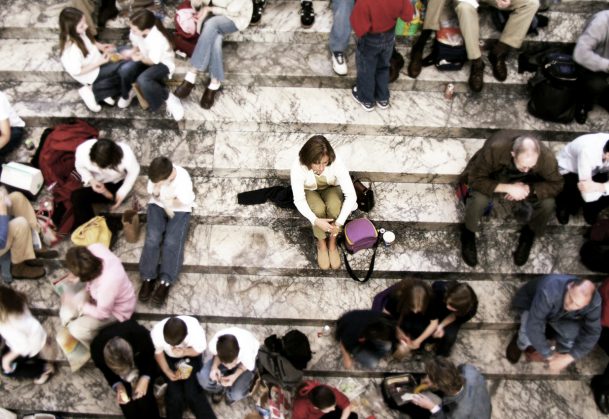 paff_012918_alonecrowd-609x419